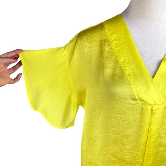 Ivy Jane Bright Neon Yellow Satin V-neck Flutter Short Sleeve Blouse - Picture 6 of 13
